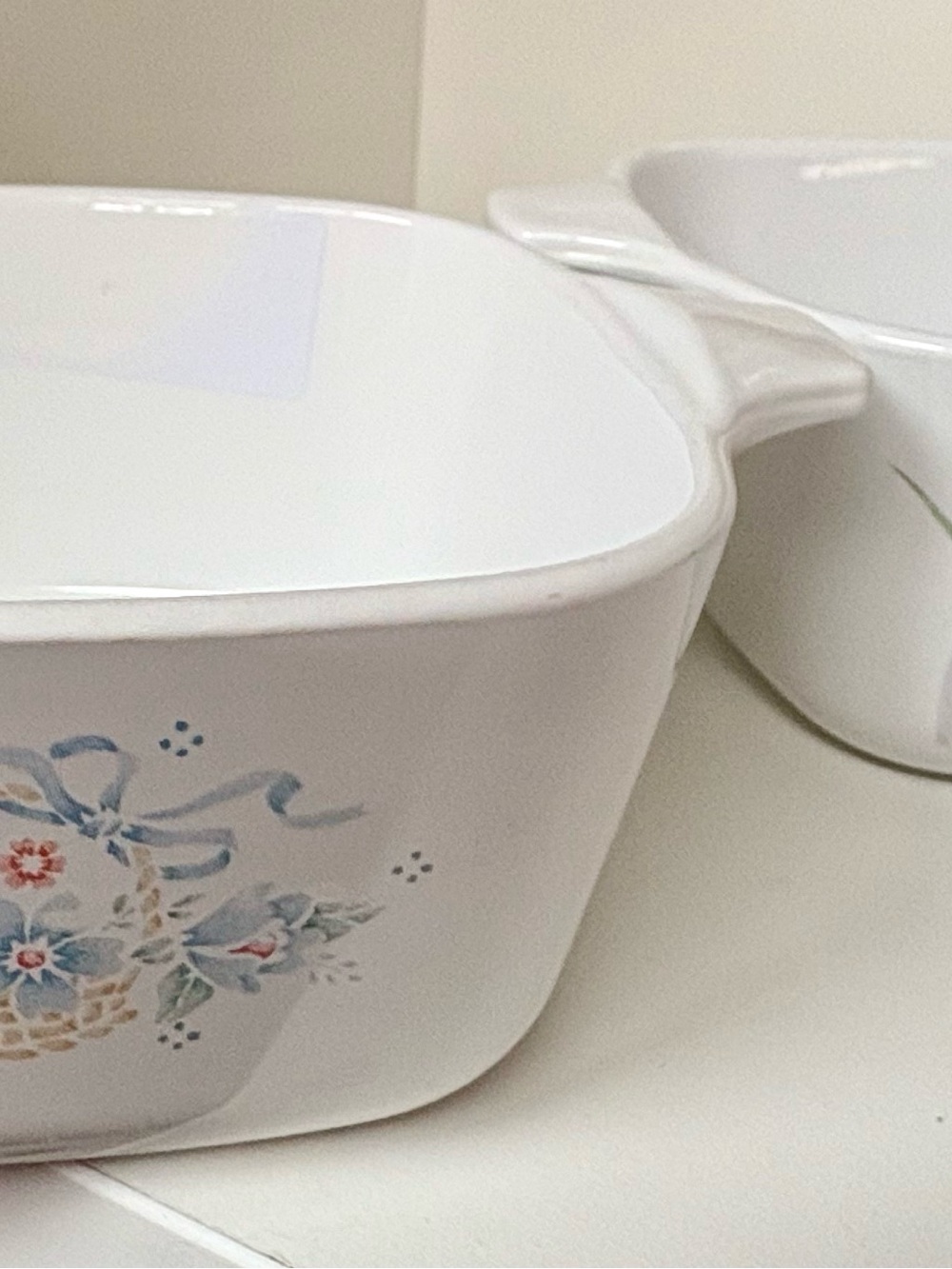 Corning Ware Shadow Iris and Blue Ribbons Flower Basket Casserole Dishes 700ml